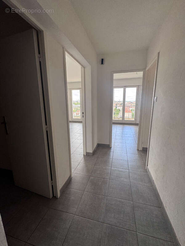 Appartement à BOURG-LES-VALENCE