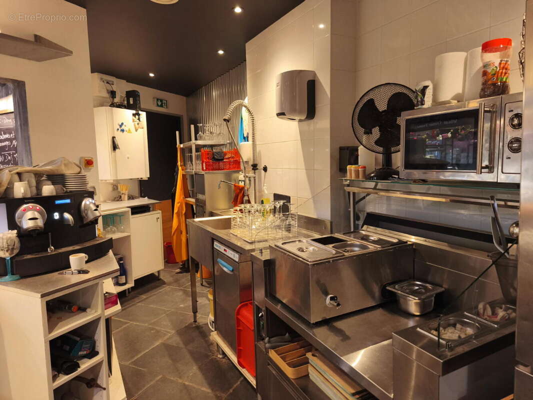 Photo 6 - Commerce à TROYES