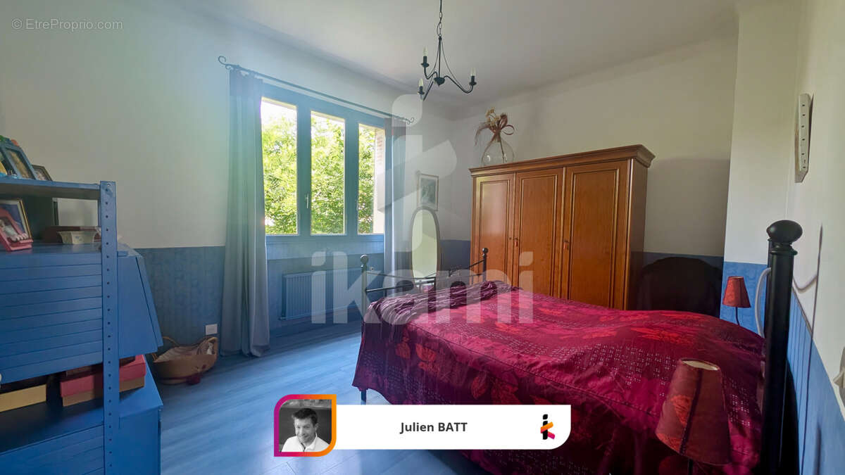 MONTELIMAR - Quartier St James - Maison ancienne (1880) avec jardin de 550 m2 et piscine - photo 13