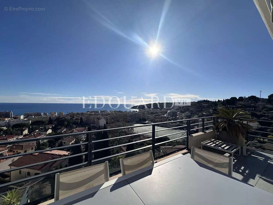 Appartement à ROQUEBRUNE-CAP-MARTIN