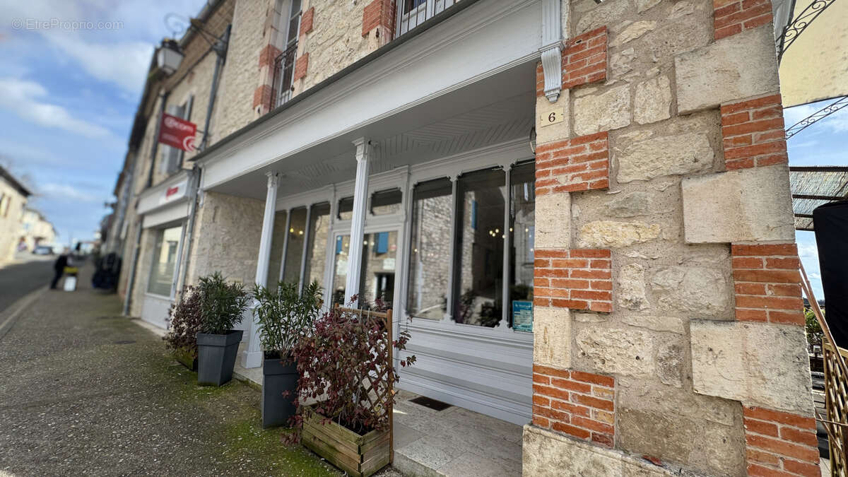 Commerce à LAUZERTE