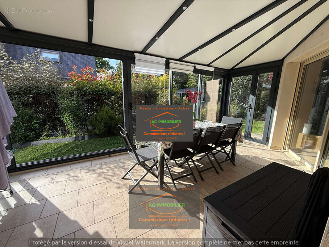 Maison à LA CHAPELLE-DES-FOUGERETZ