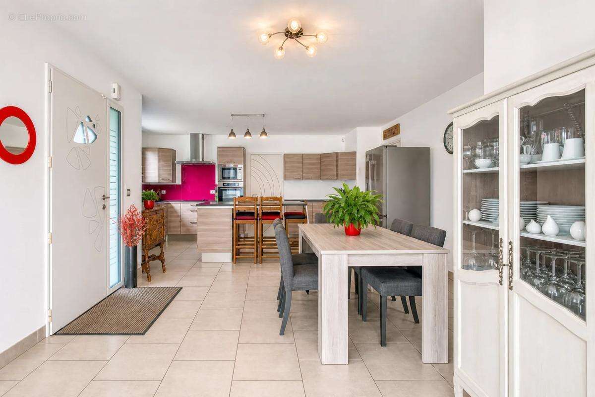 Maison de 5 pièces de 96 m² située à Saint-Jean-de-Monts - photo 5
