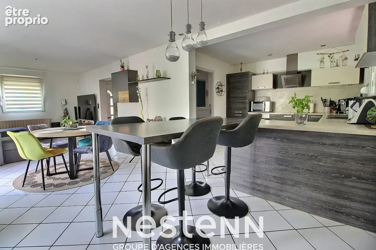 Maison individuelle - Porcelette - rue calme - piscine chauffée - terrasse - garage 2 voitures - photo 2