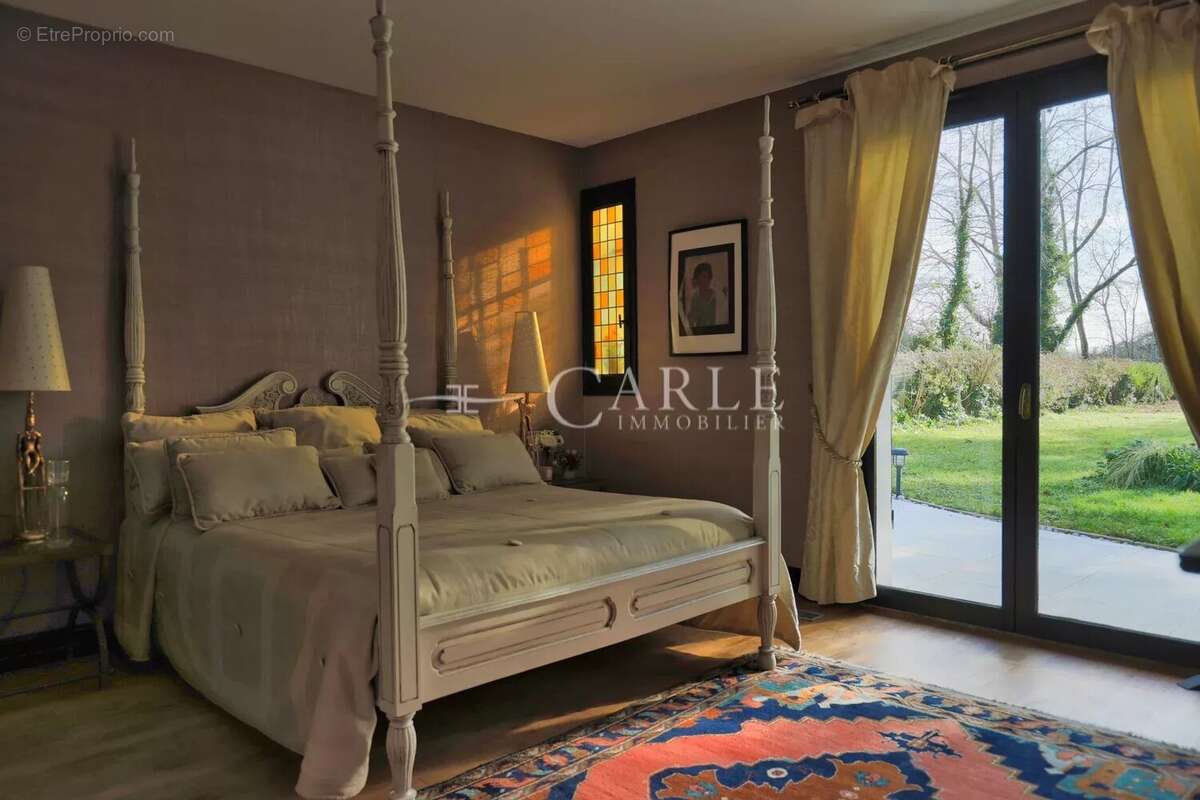 Maison à DECINES-CHARPIEU