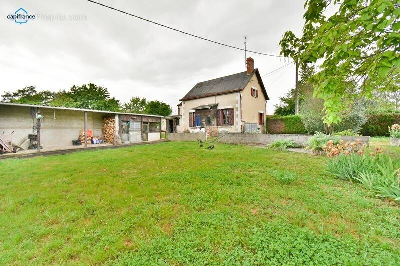 Maison à FAVEROLLES