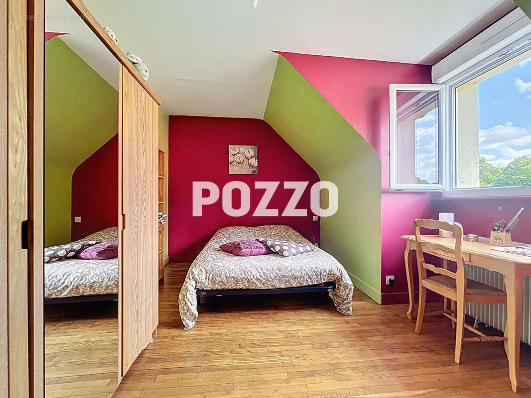 Maison à SAINT-HILAIRE-DU-HARCOUET