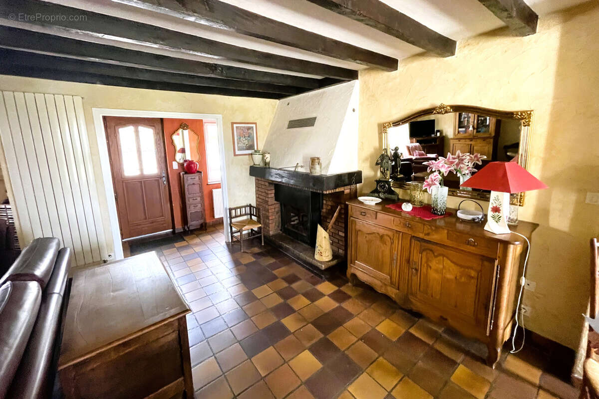Maison à PERRIGNY-SUR-LOIRE