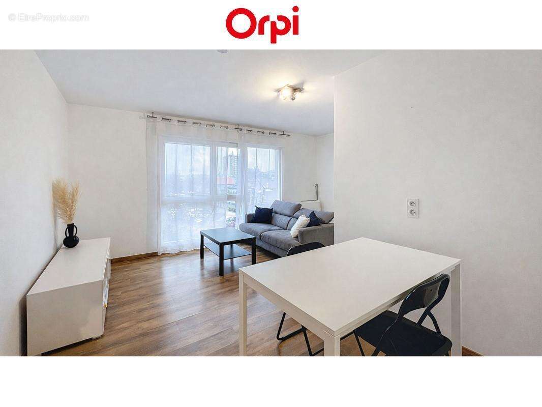 Appartement à VETRAZ-MONTHOUX