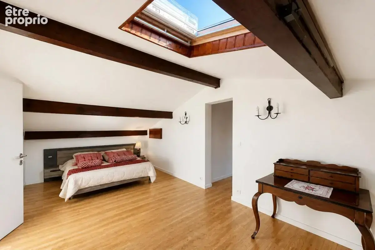 Maison de 8 pièces de 198 m² à Biarritz - photo 4