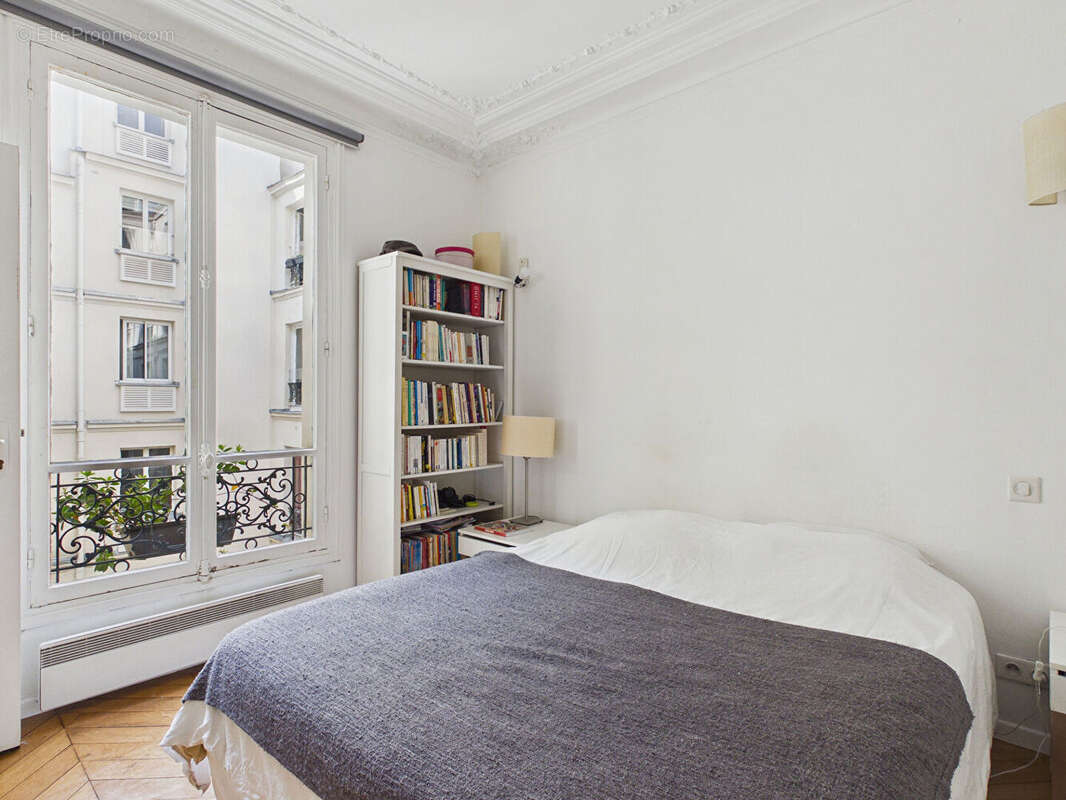 Appartement à PARIS-9E