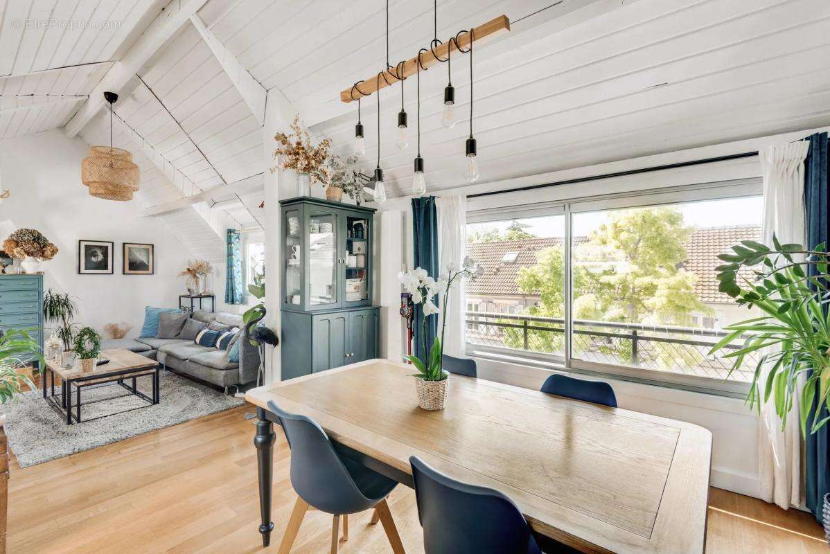 Appartement à SAINT-MAUR-DES-FOSSES