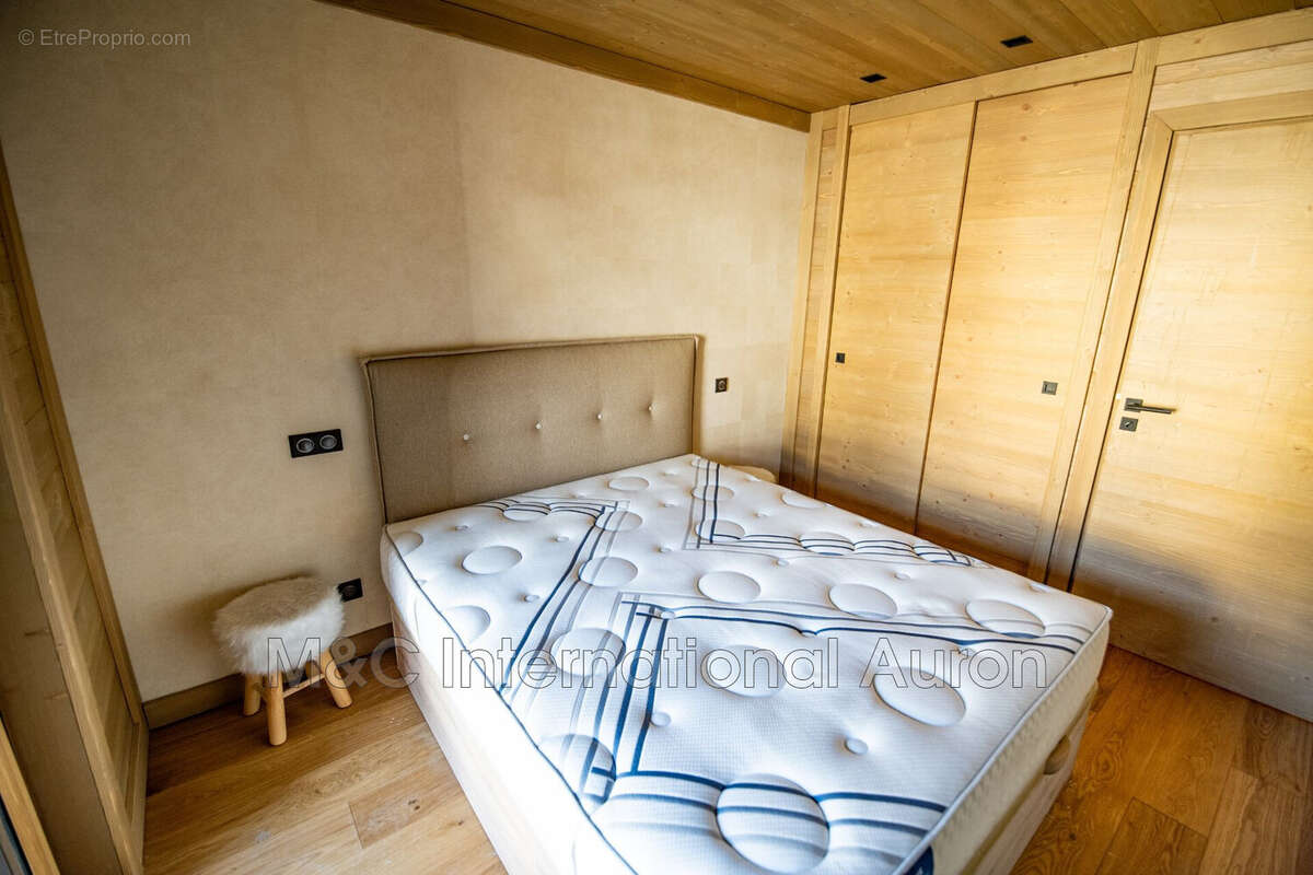 Appartement à SAINT-ETIENNE-DE-TINEE