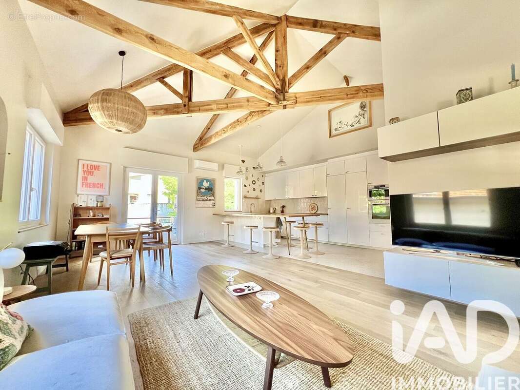 Photo 3 - Maison à SAINT-RAPHAEL