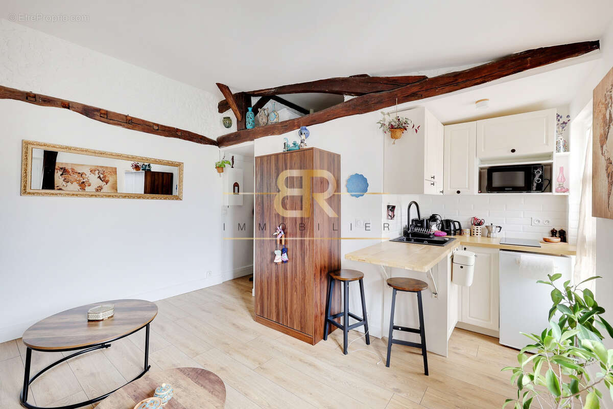 Appartement à PARIS-11E