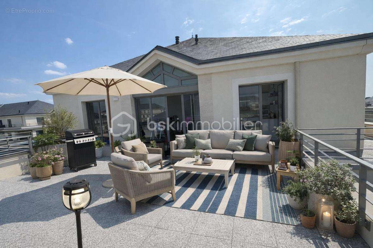 Appartement à SAINT-CYR-SUR-LOIRE
