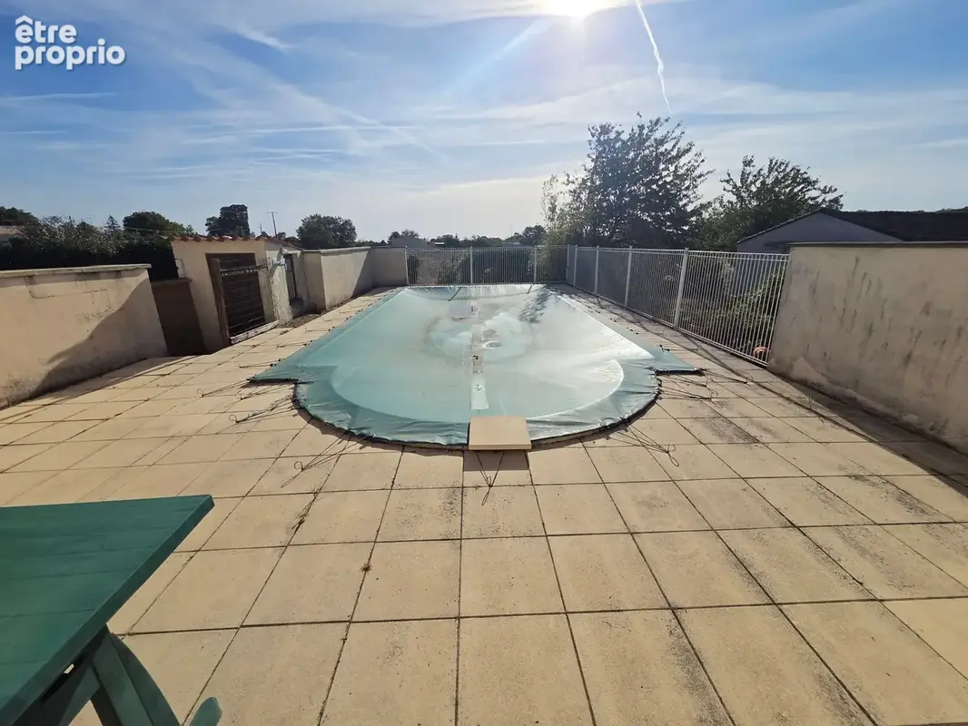 Maison 6 pièces 122 m² à vendre à Saint-Simeux (16120) - photo 8