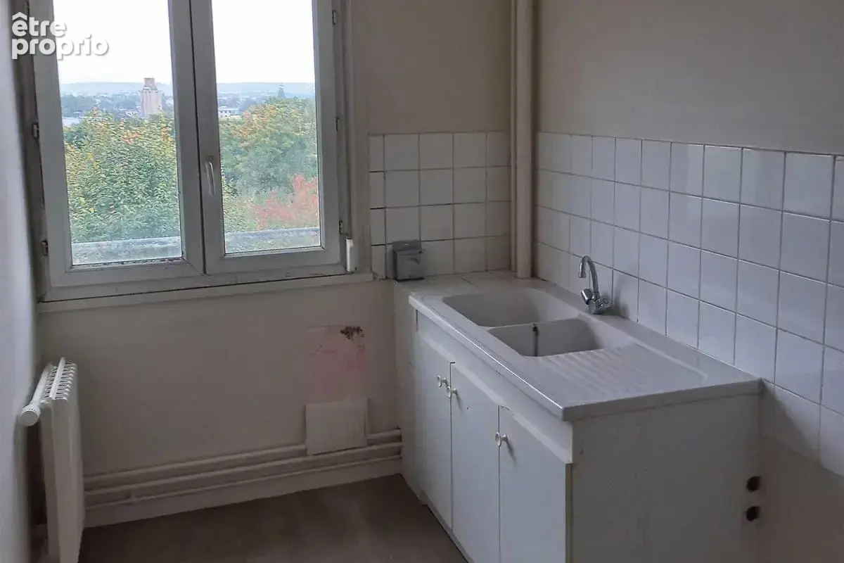 Appartement à PARON