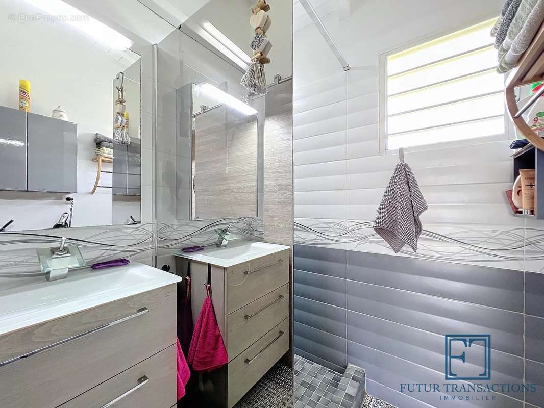 Maison à SAINT-FRANCOIS