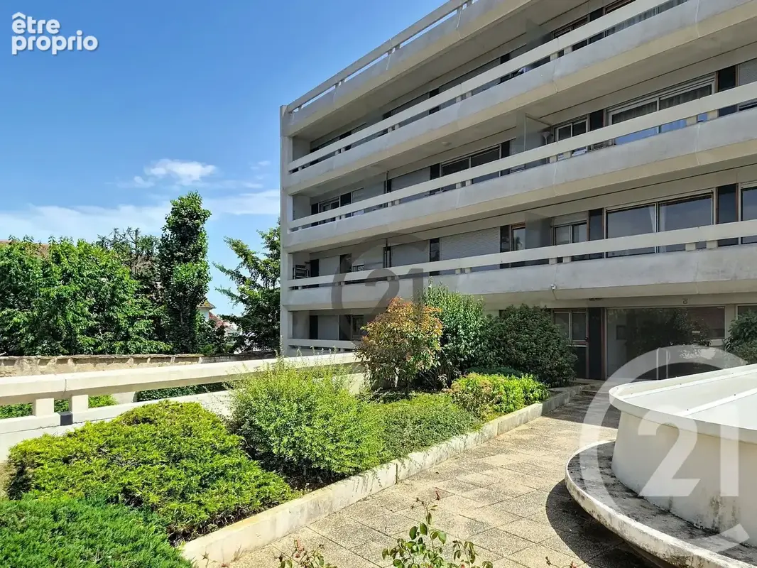 Appartement 1 pièce 32 m² à vendre à Auxerre (89000) - photo 2