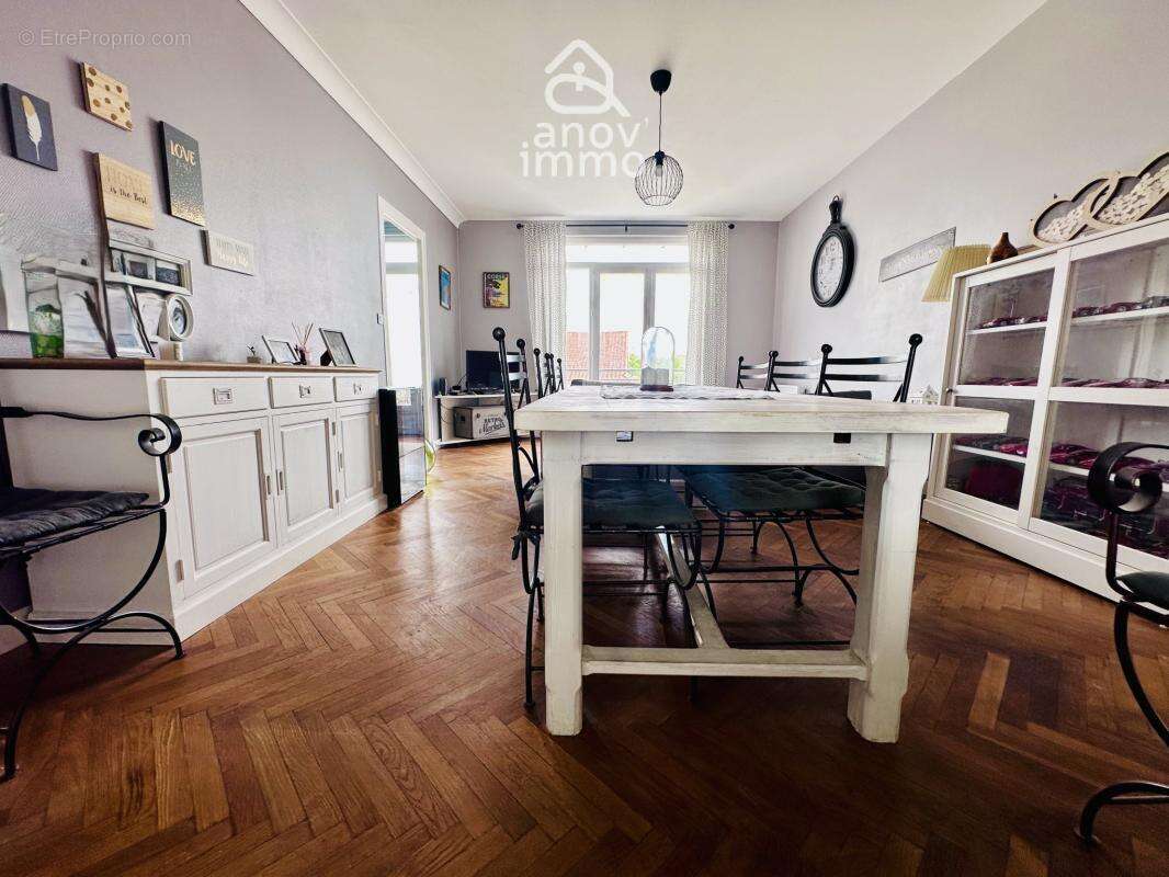Maison rénovée   Sous-sol complet   Terrasse 40 m2   Jardin - photo 8