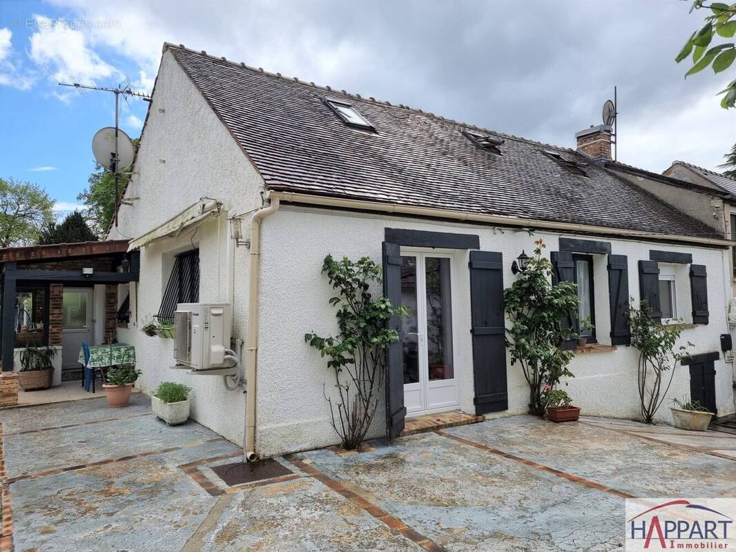 Maison à LIVRY-SUR-SEINE