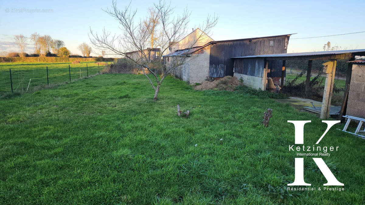 Maison à SAINTE-AGATHE-D'ALIERMONT