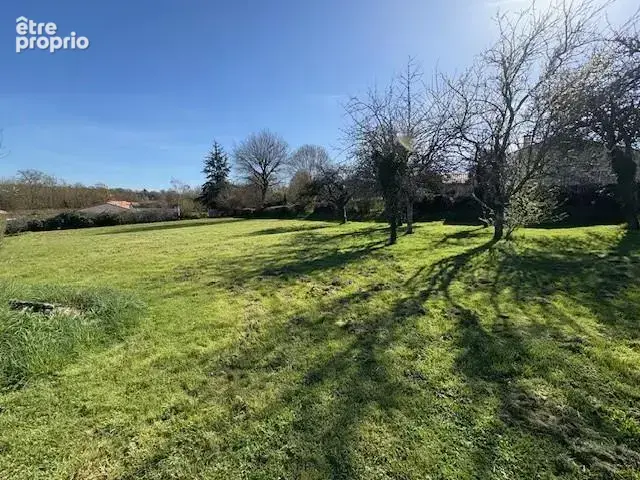 Terrain à PRAILLES
