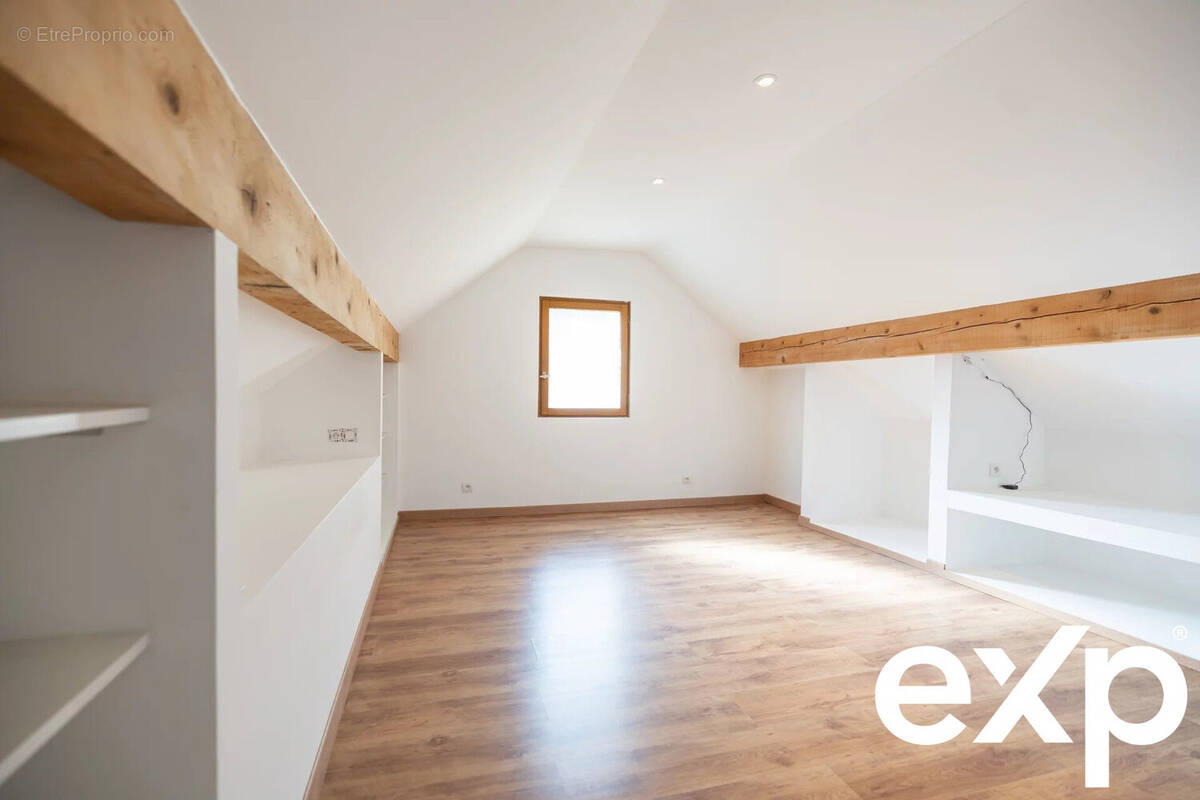 Appartement à DOUSSARD