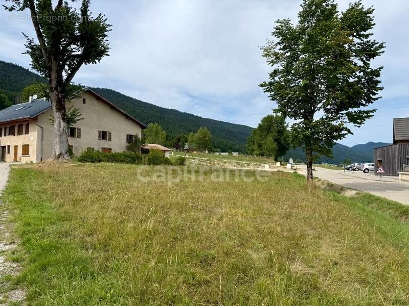 À vendre – Terrain à bâtir de 675 m² – Méaudre (Vercors) - photo 5