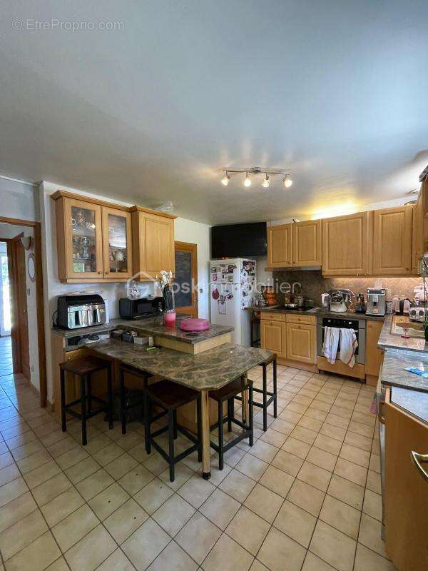 Maison à ANGERVILLIERS