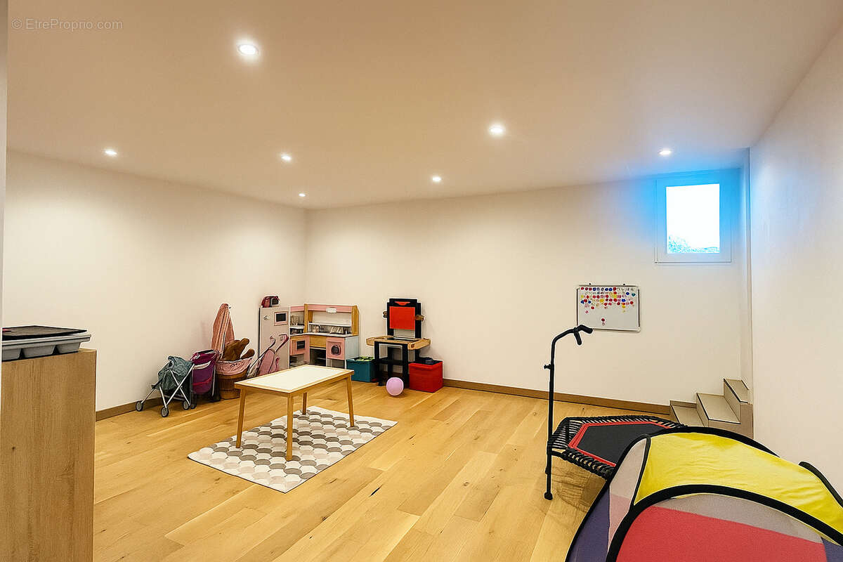 Maison à SAINT-MARTIN-LA-PLAINE