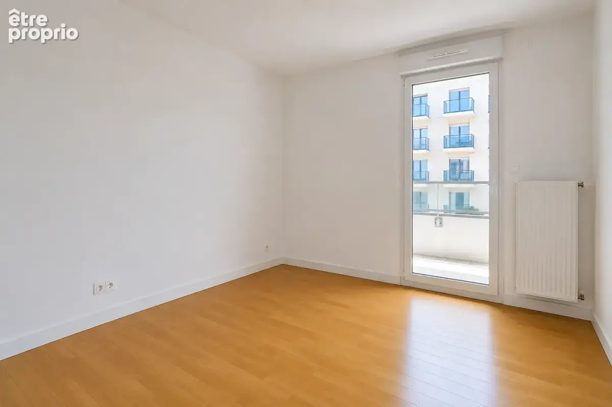 Face à la forêt domaniale de Saint-Germain-en-Laye   Élégant appartement familial de 80 m2 avec terrasse - photo 12