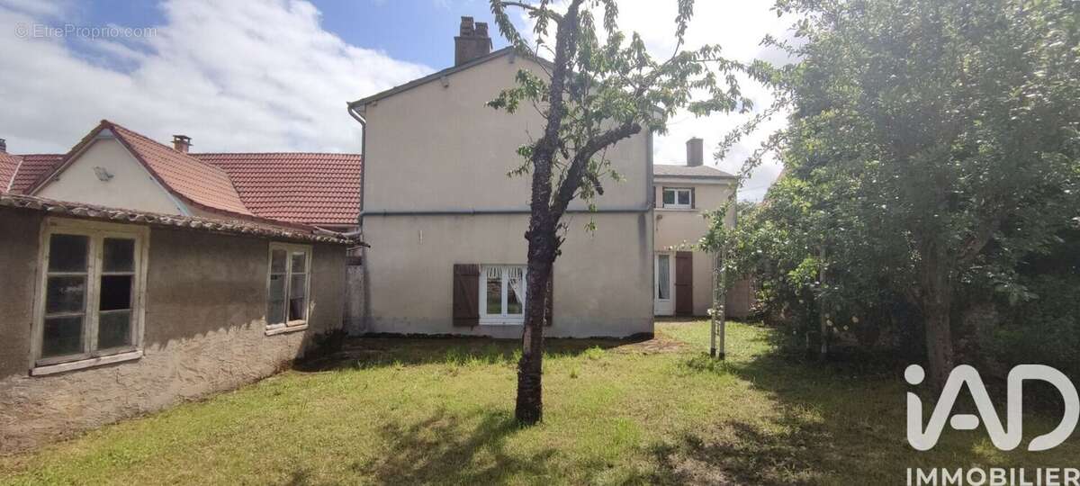 Photo 2 - Maison à NERONDES