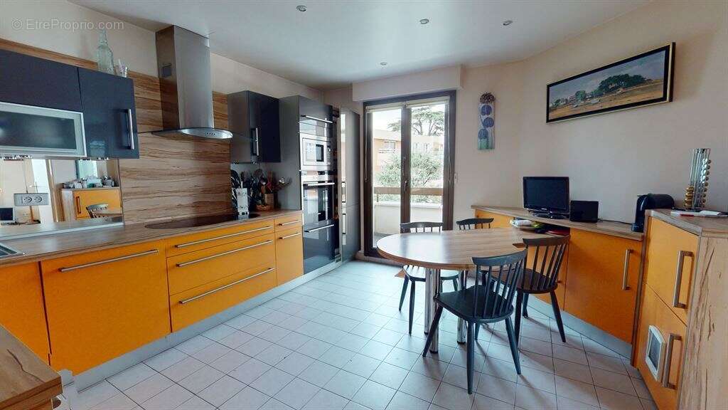 Appartement à CHATILLON