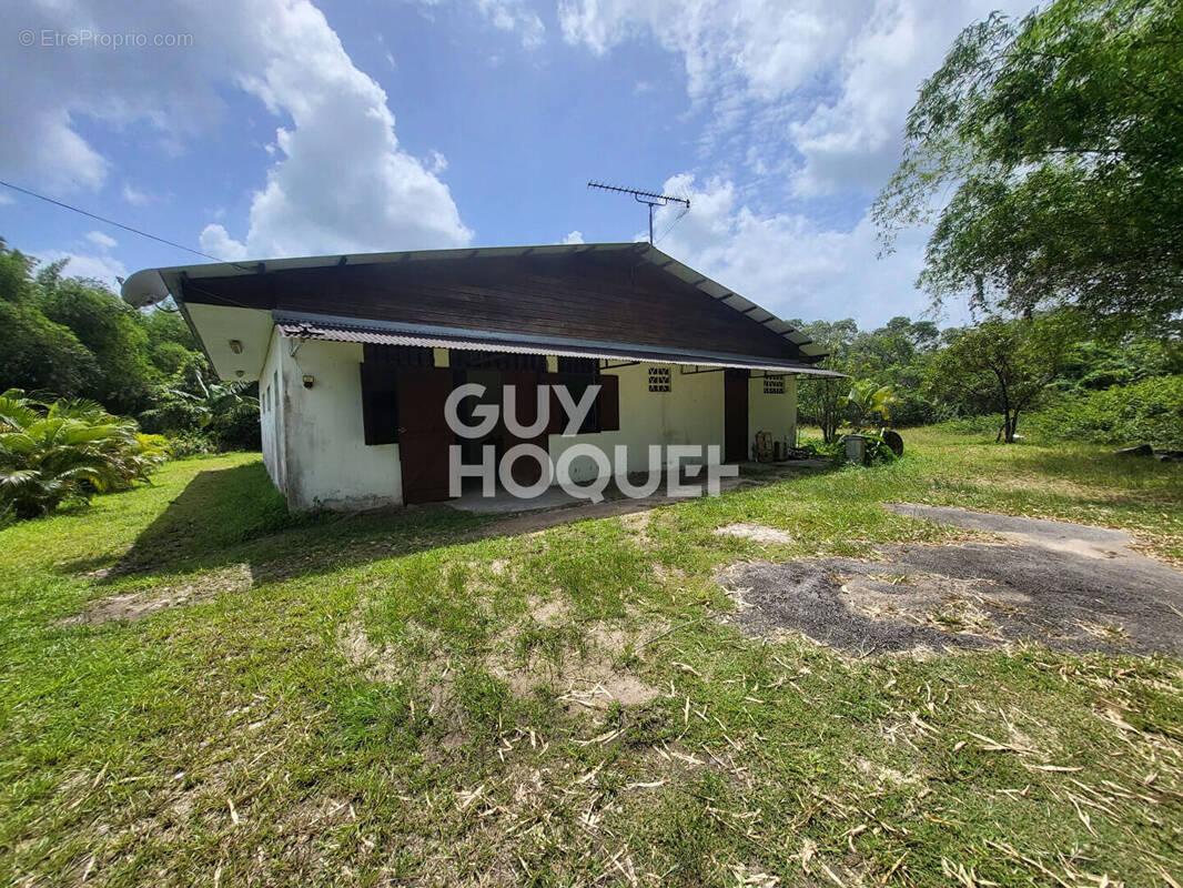 Maison à MONTSINERY-TONNEGRANDE