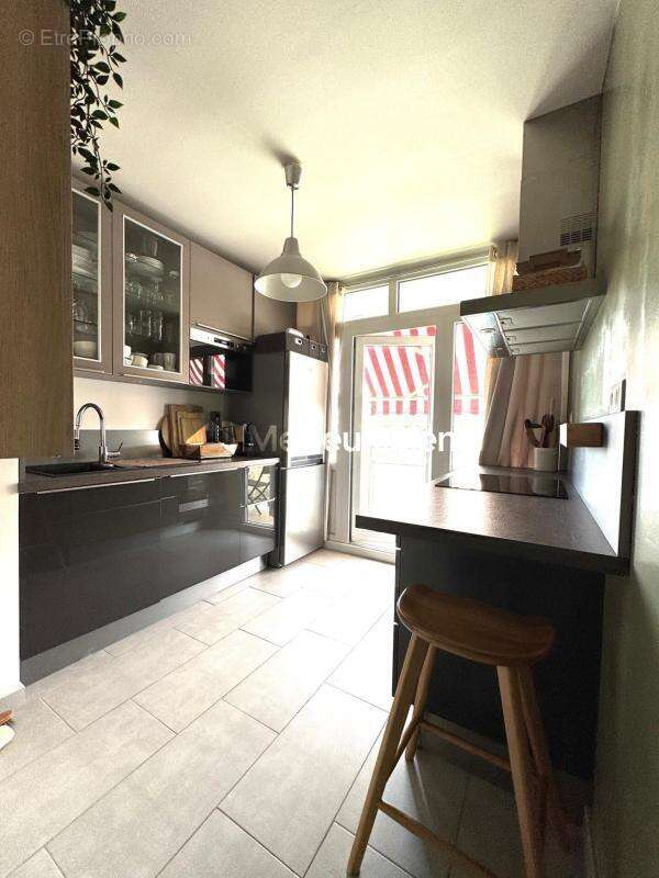 Appartement à LIVRY-GARGAN