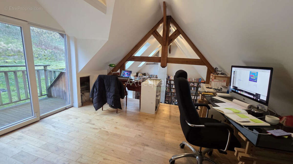 Maison - 6 chambres - 177 m² - photo 9