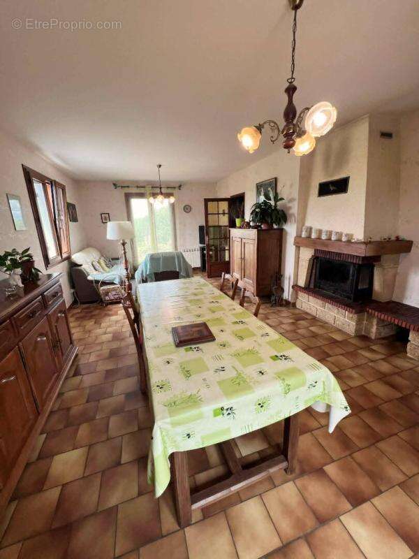 Maison Nanthiat 8 pièce(s) - photo 3