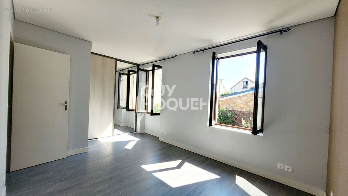 Maison à ASNIERES-SUR-SEINE