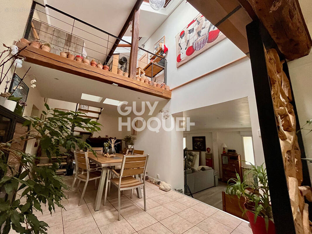 Maison à MORET-SUR-LOING