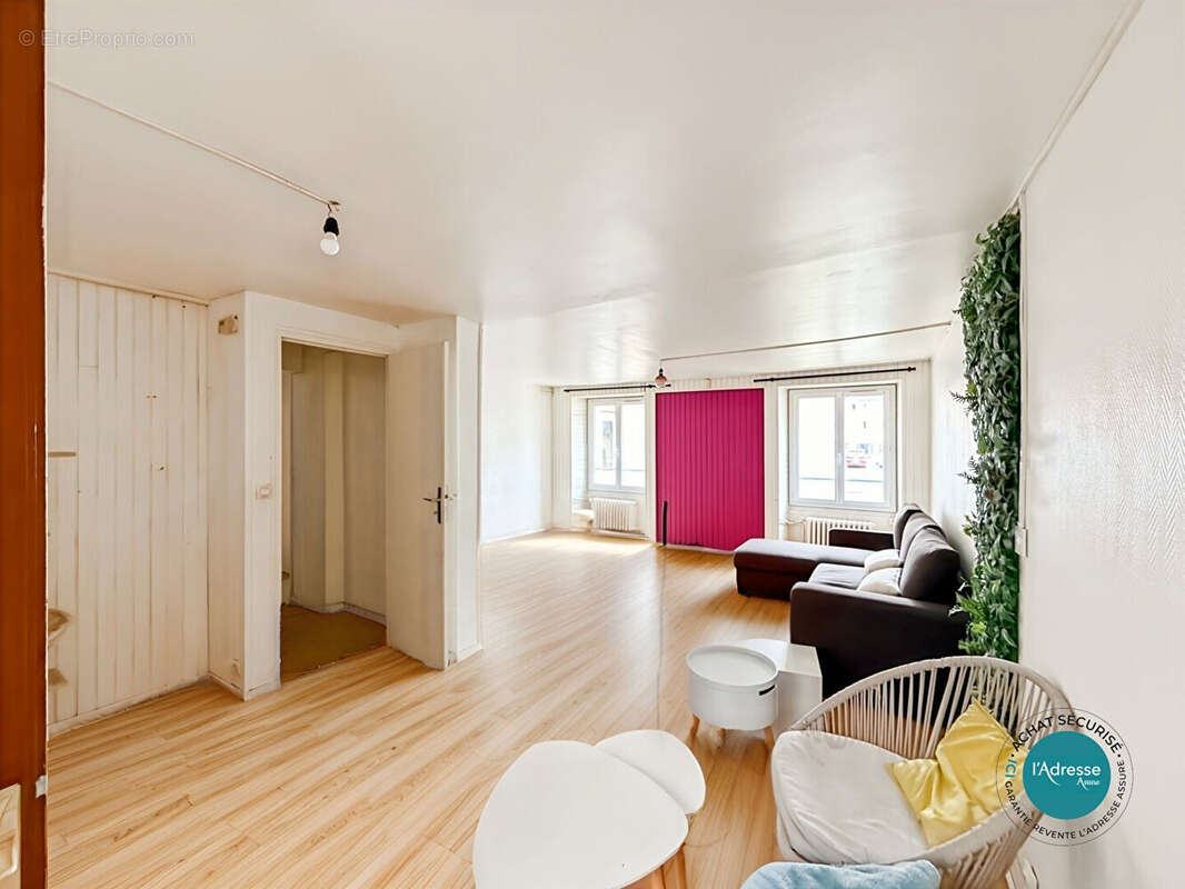 Appartement à MENNECY