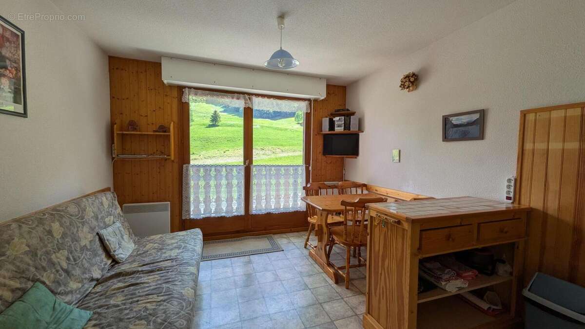 Appartement 43 m² à Le Biot  - photo 4