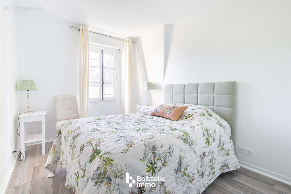 Appartement à FONTAINEBLEAU