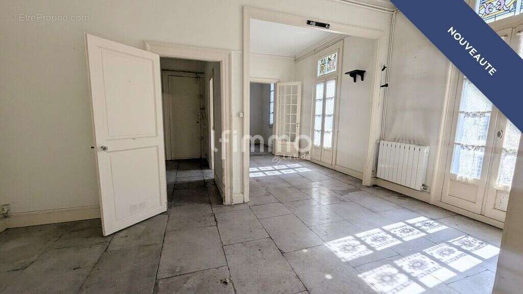 Appartement T4 de 92 m² - Montpellier Gambetta - photo 2