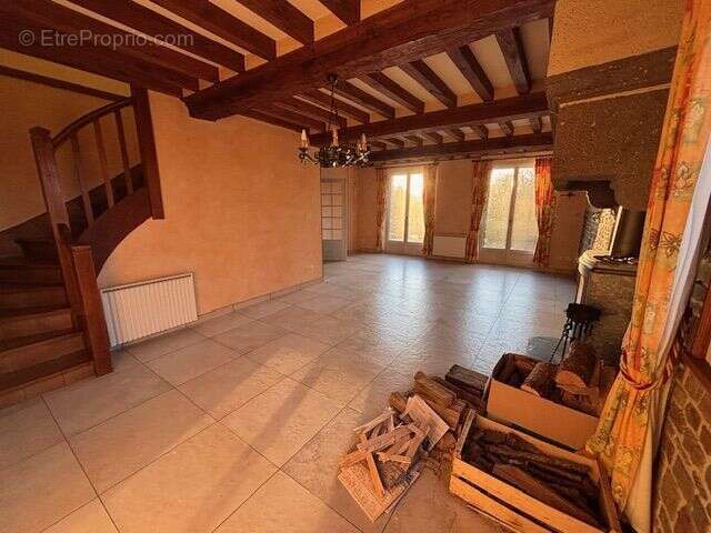 Maison à MOYON
