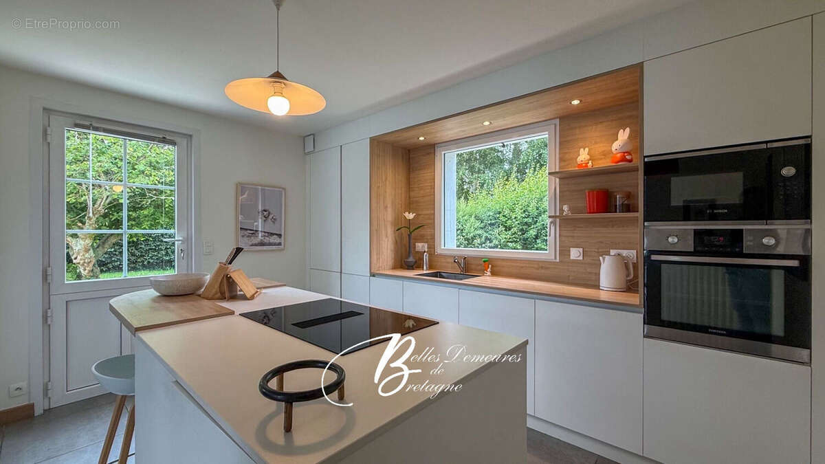 A vendre belle contemporaine avec piscine et terrain constructible à 900m d'une superbe plage, Finistère sud - photo 10