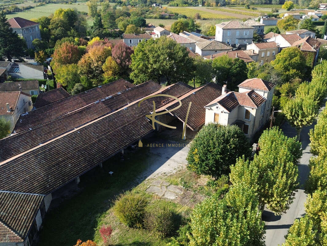 Maison à RUOMS