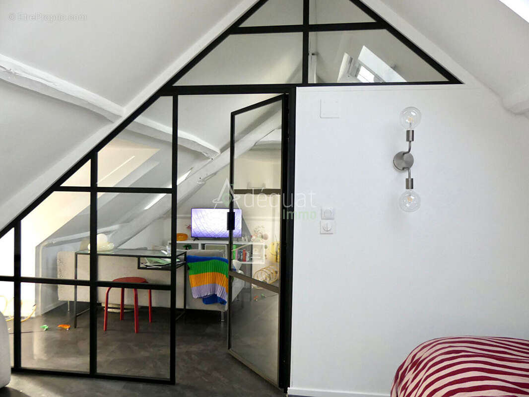 Appartement à PRESLES