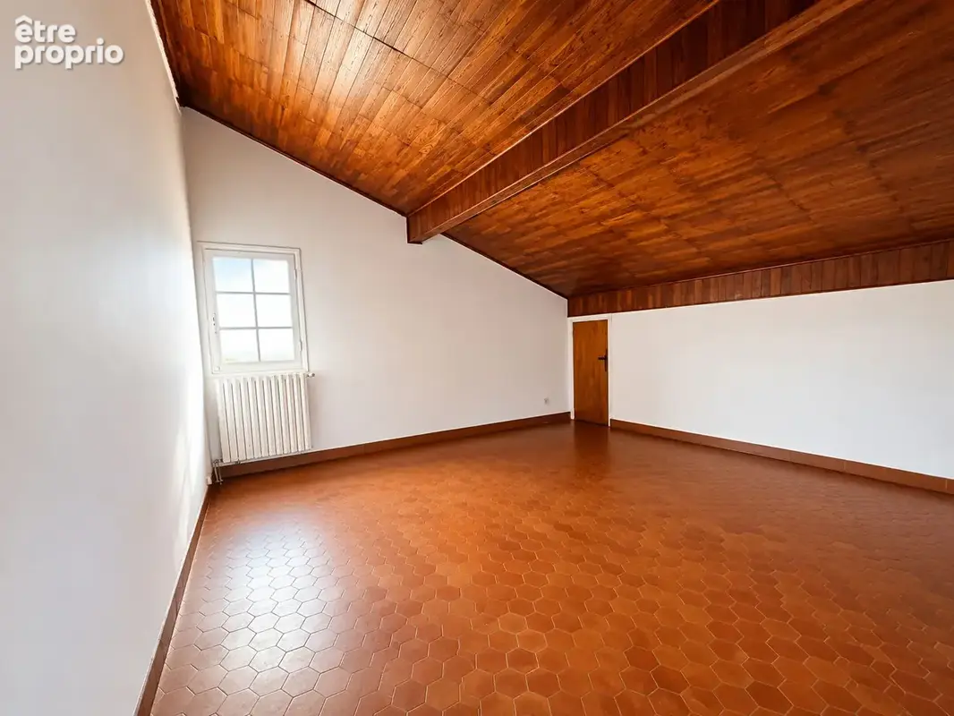 Tosse ? 2 logements, 1 359 m² de terrain, un fort potentiel. - photo 16